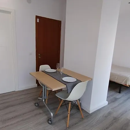 Rosesapparts Estudios & Parking Zewnętrze zdjęcie