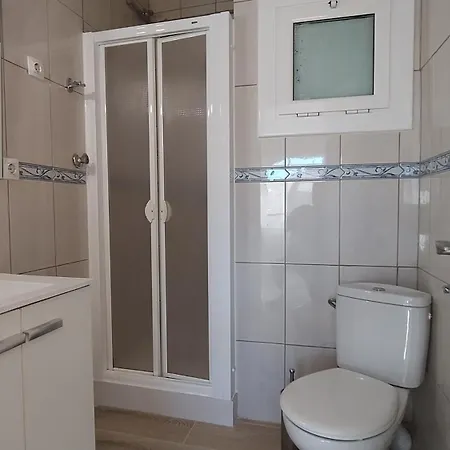 Rosesapparts Estudios & Parking Zewnętrze zdjęcie