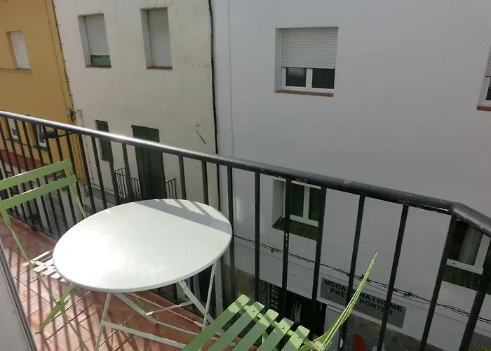 Rosesapparts Estudios & Parking