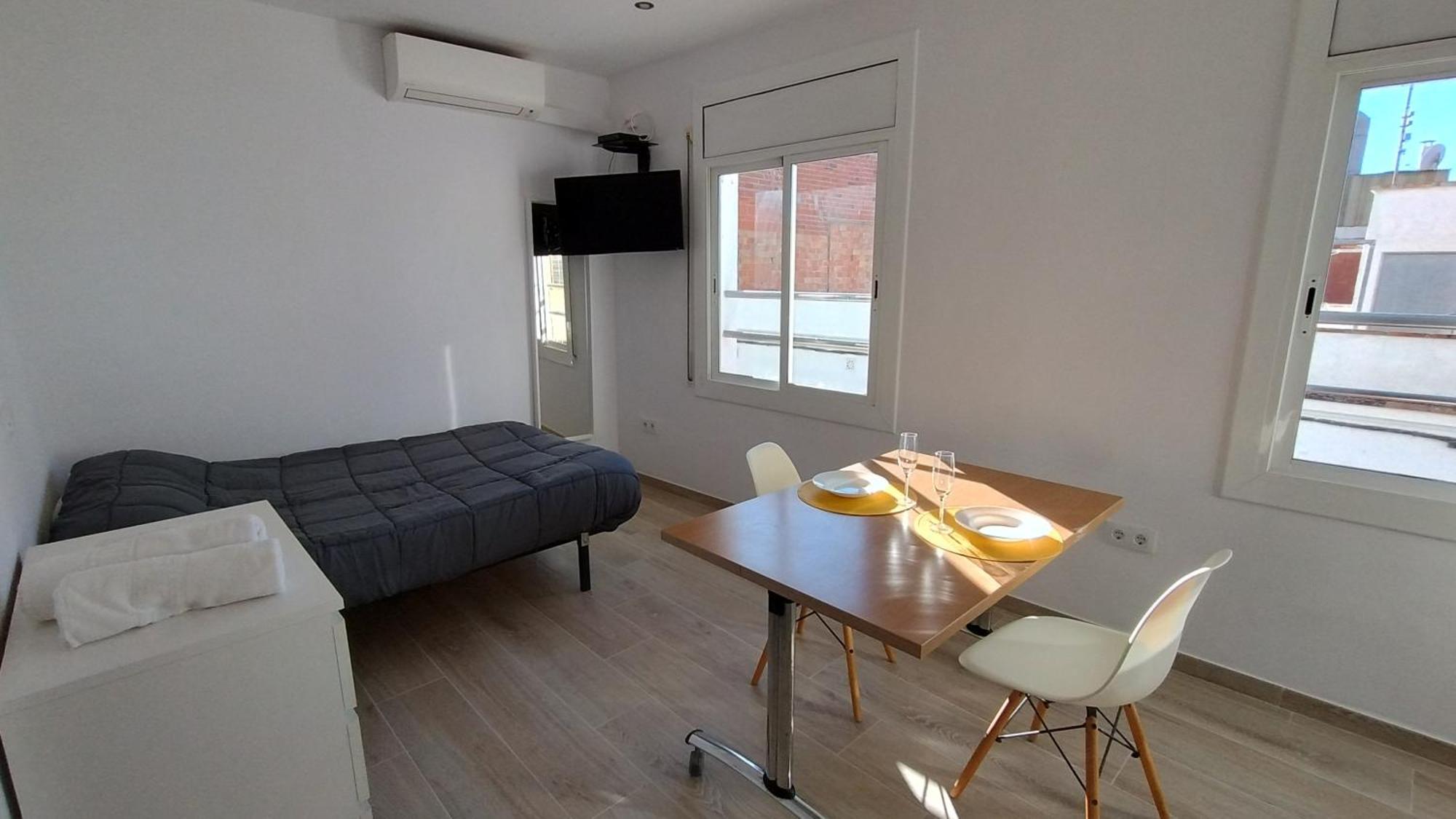 Rosesapparts Estudios & Parking *